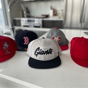 Bundle of 5 snap backs